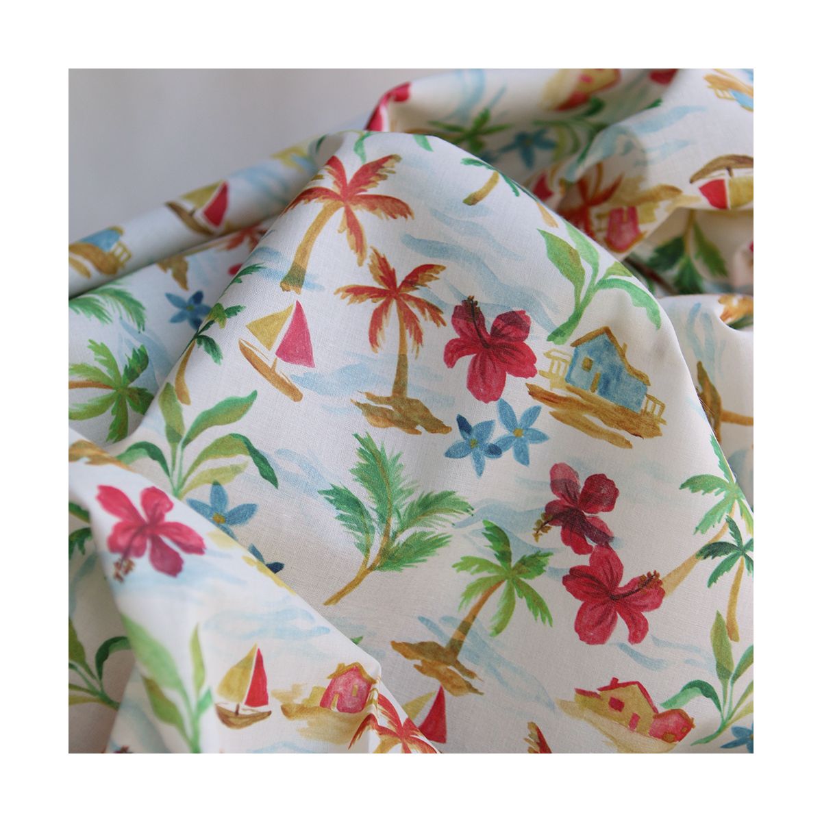 Batiste de coton BIO douce fond écru motif vacances sous les cocotiers