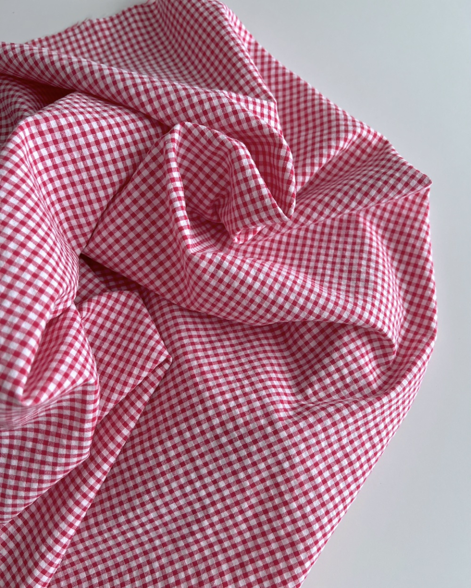 Seersucker / Coton gaufré vichy mini 3mm framboise / blanc Batikou - 7
