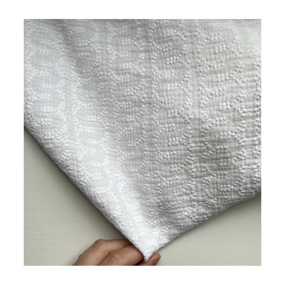 Double gaze de coton broderie anglaise coloris blanc Qualité Oeko-tex - 2