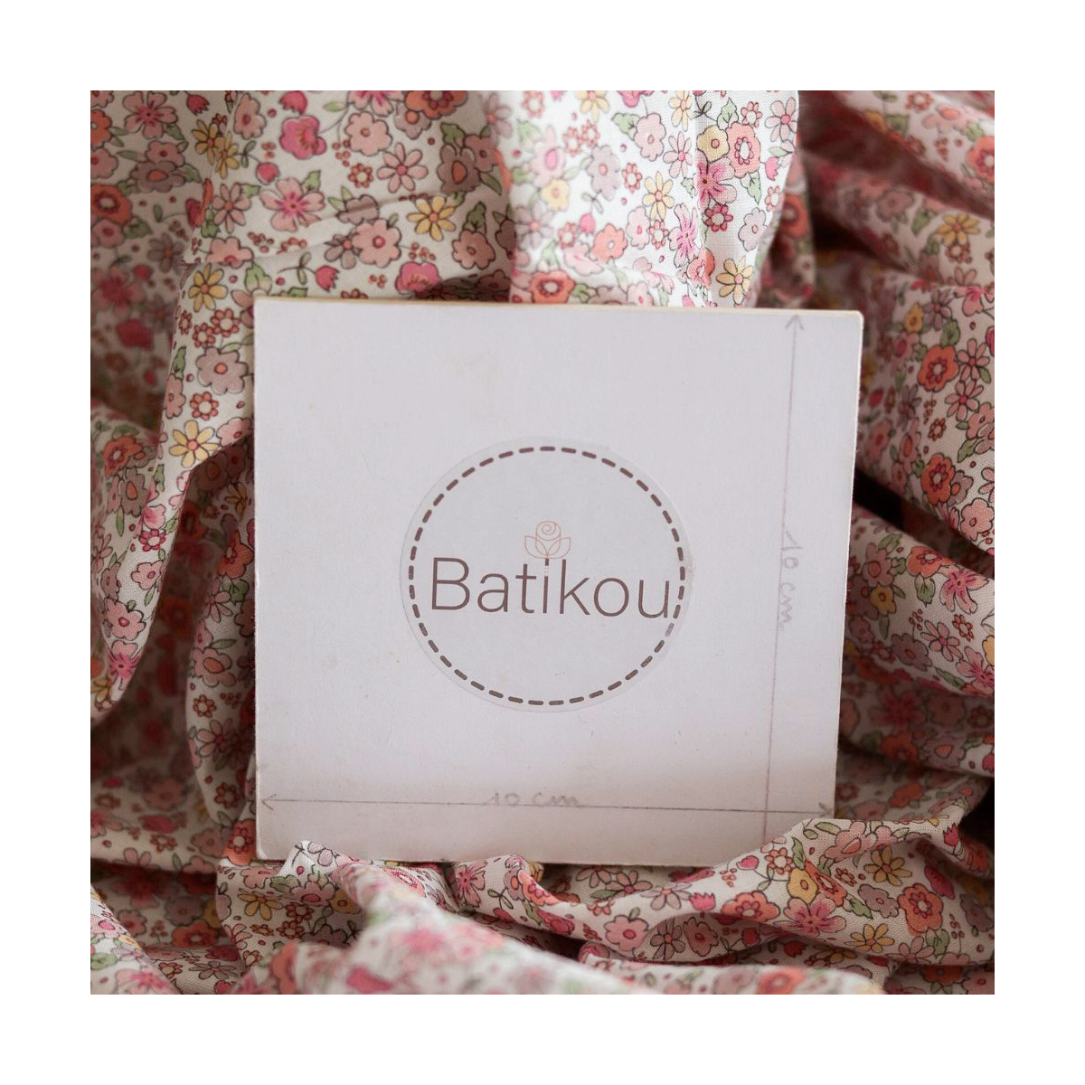 Emilie - Batiste de coton SILKYNE à imprimé fleuri rose