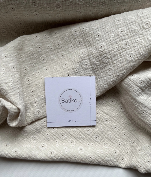Double gaze de coton Suzy brodée coloris écru Qualité Oeko-tex - 4