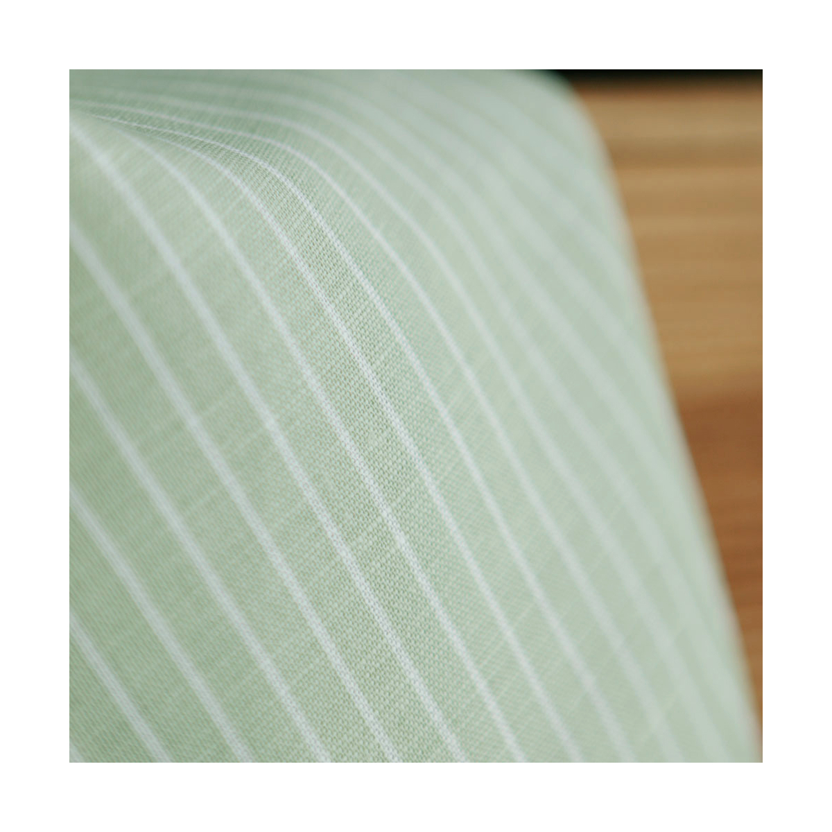 Baptiste - Tissu lin coton rayure 1mm blanc lait et vert amande