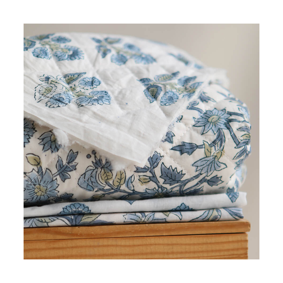 Tara B - Tissu indien en coton imprimé main Hand Block