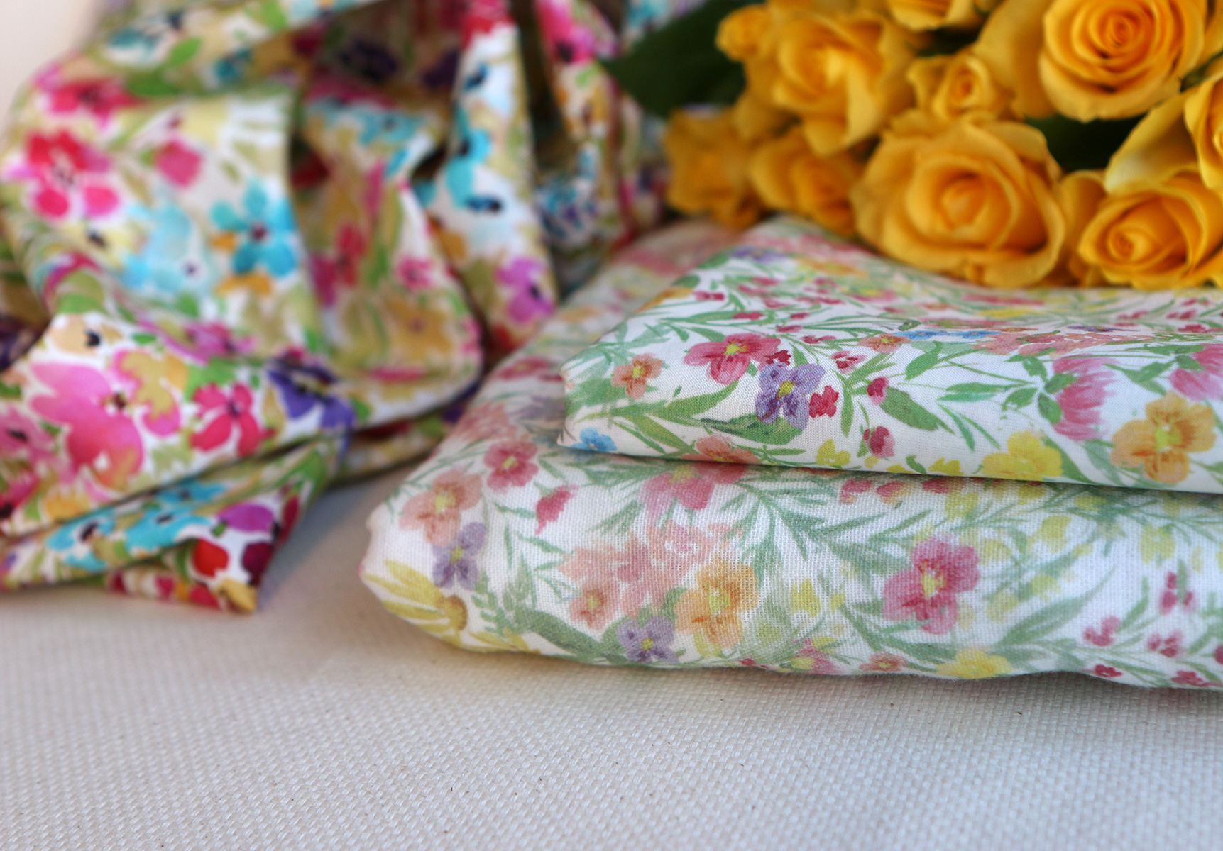 copy of Celine - Double gaze de coton BIO blanc motif fleuri marine / moutarde