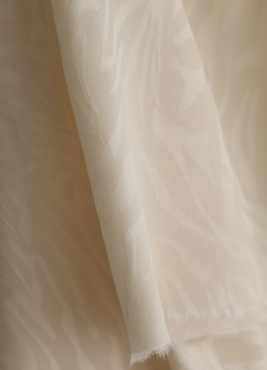 Janelle - Viscose tissage jacquard zèbre écru