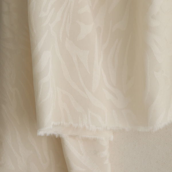 Janelle - Viscose tissage jacquard zèbre écru
