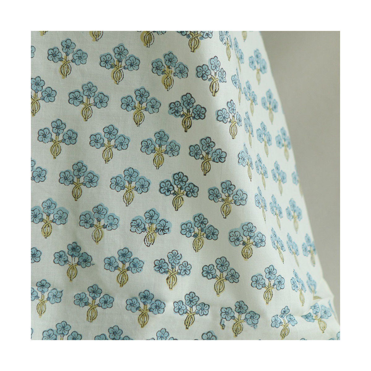 Reva - Tissu indien en coton imprimé main Hand Block Artisanal