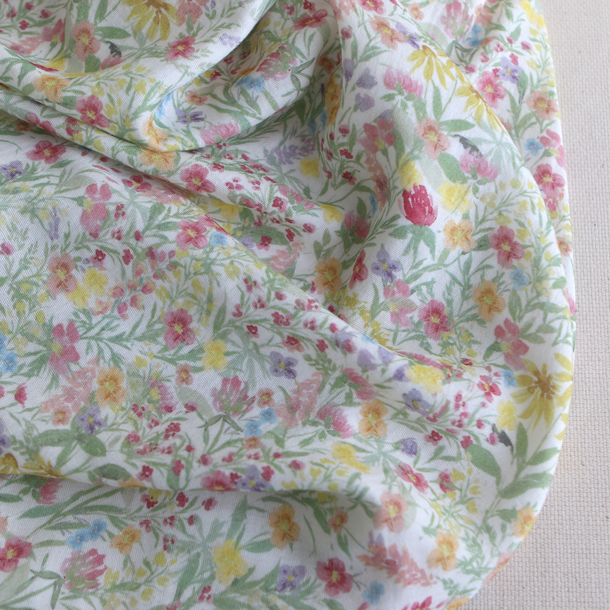 copy of Celine - Double gaze de coton BIO blanc motif fleuri marine / moutarde