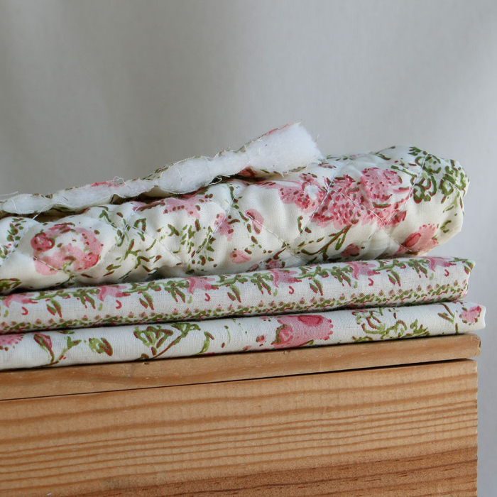 Karishma rose - Tissu indien matelassé double face coton hand block largeur 100cm