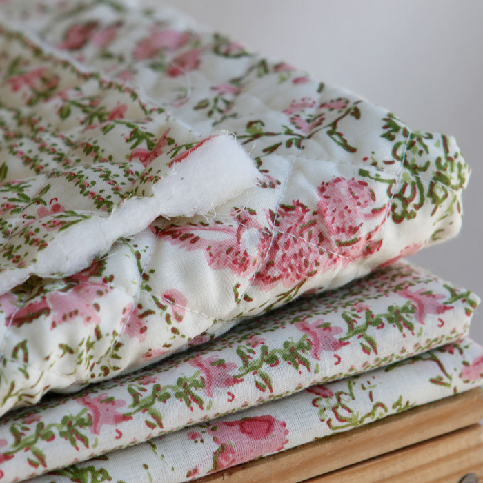 Karishma rose - Tissu indien matelassé double face coton hand block largeur 100cm