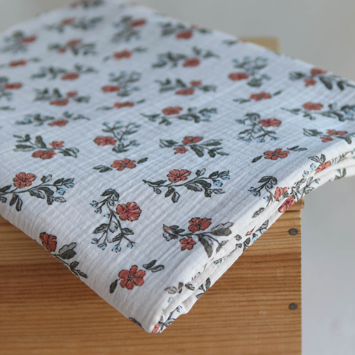 Lina - Double gaze de coton fond crème motif fleuri