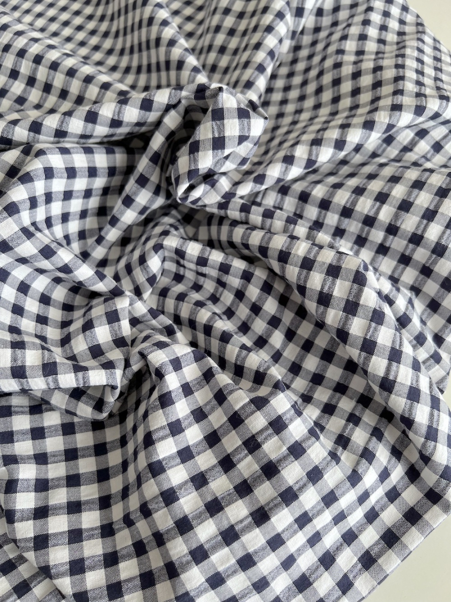 Seersucker / Coton gaufré vichy 6mm bleu marine / blanc Batikou - 4