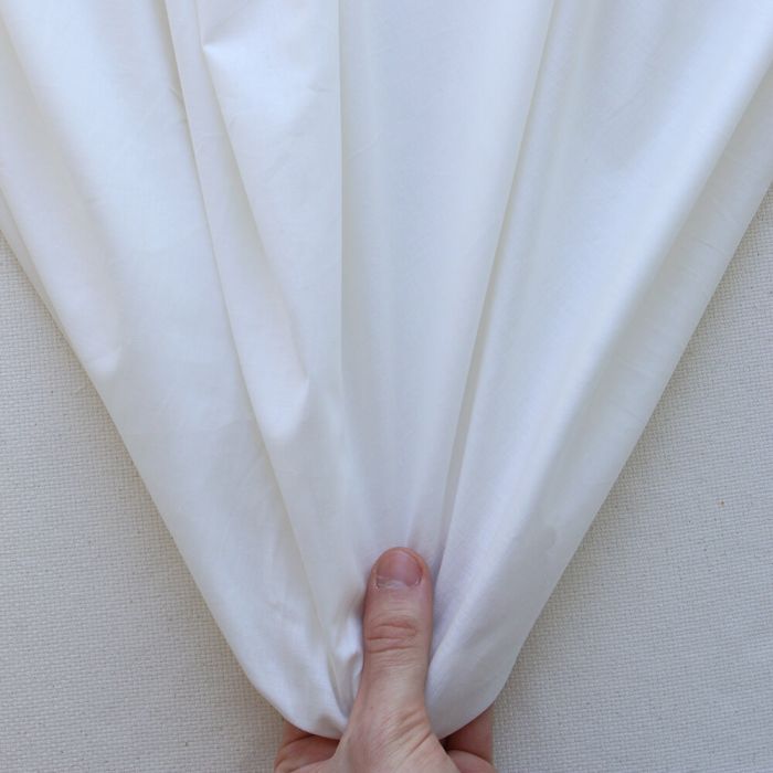Voile de coton organique uni coloris blanc ivoire