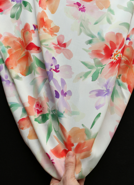 Aurélie - Viscose Ecovero imprimé fleuri corail et vert 2