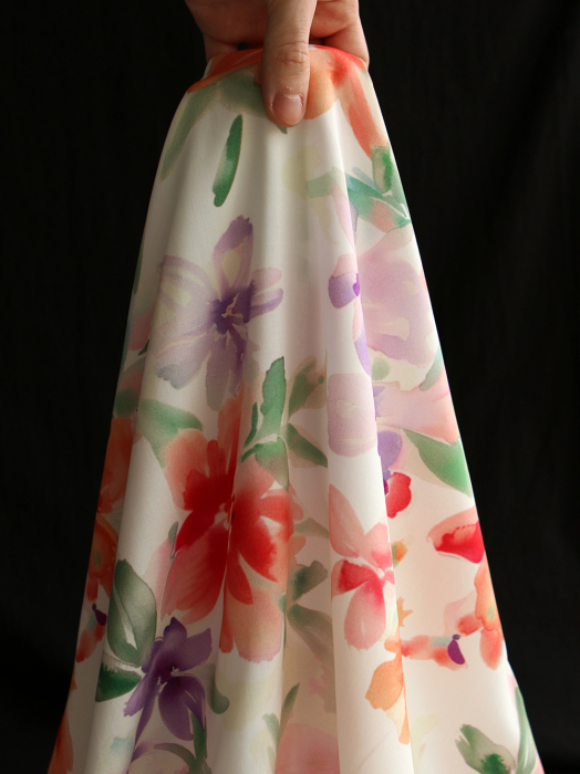 Aurélie - Viscose Ecovero imprimé fleuri corail et vert