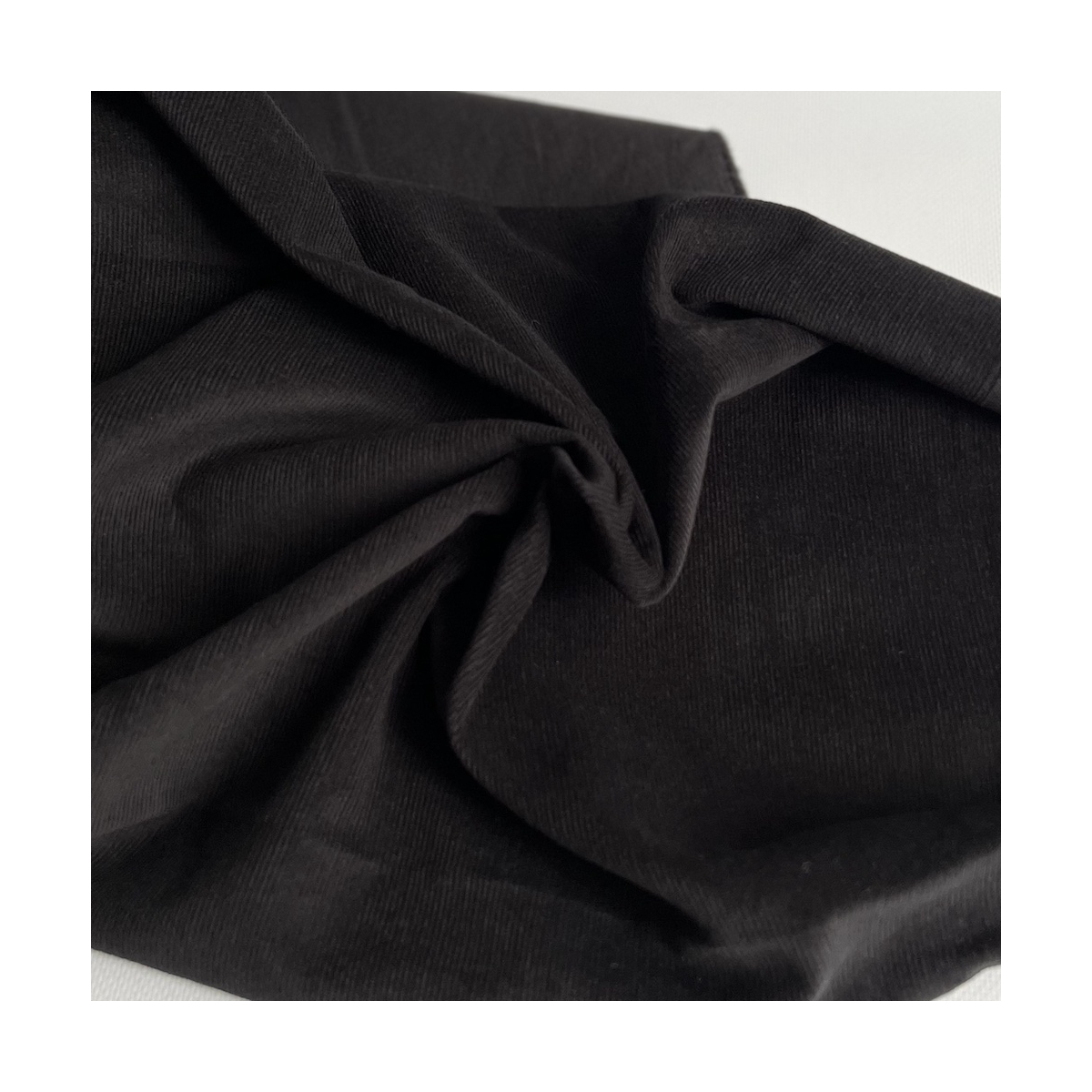 Velours milleraies coton organique coloris Noir  - 1