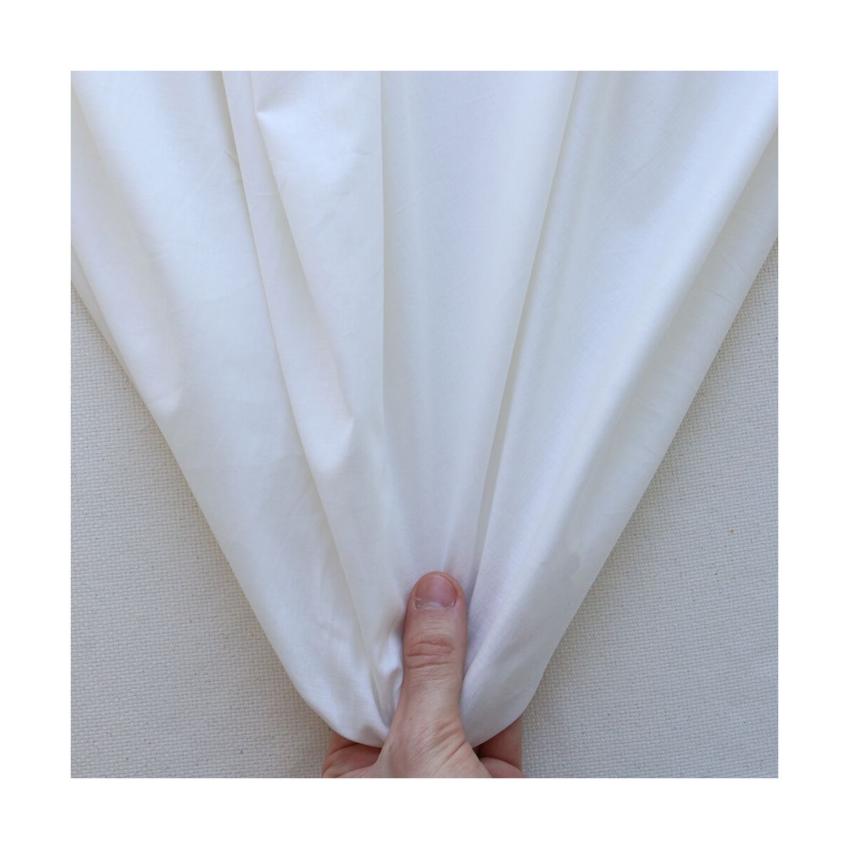Voile de coton organique uni coloris blanc ivoire