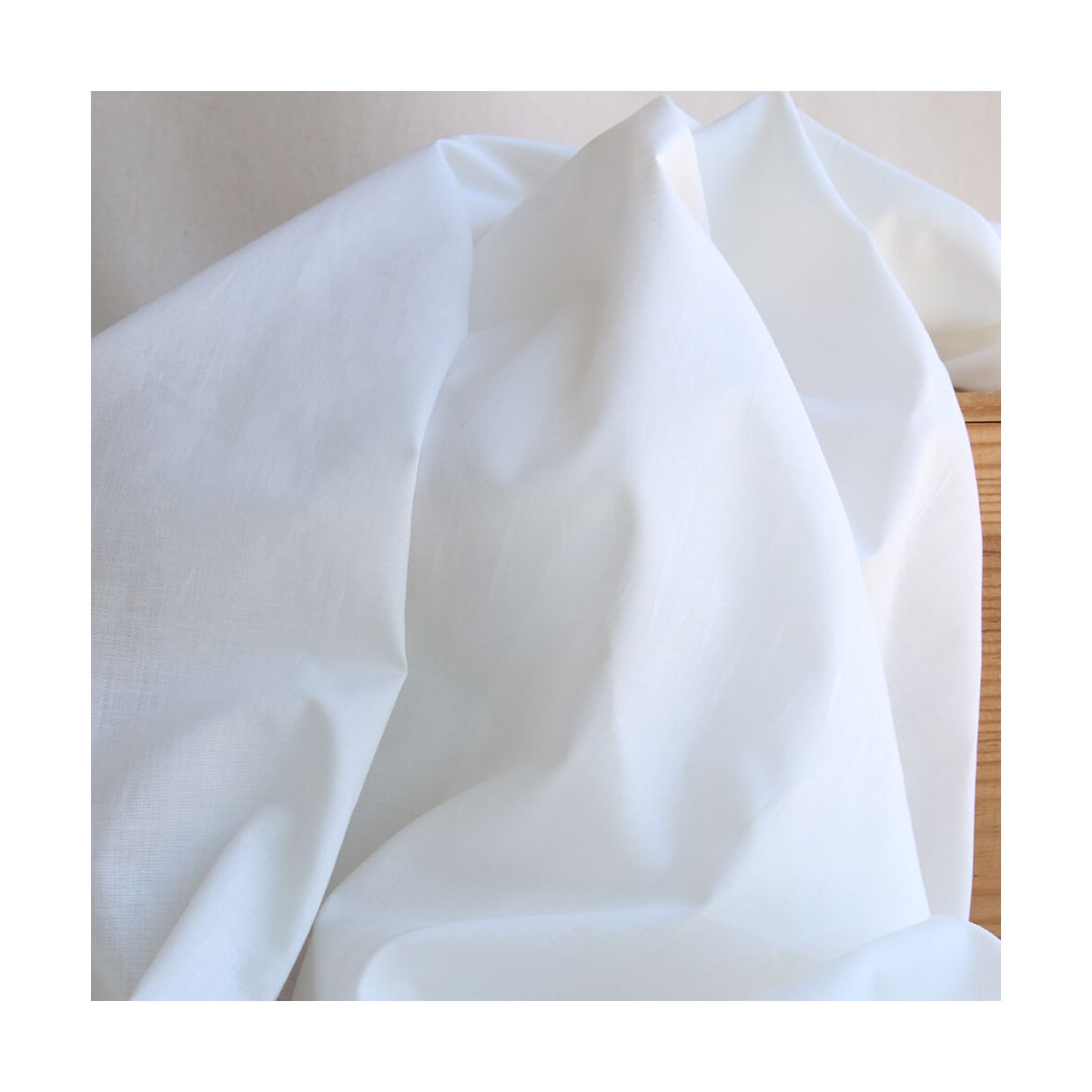 Voile de coton organique uni coloris blanc ivoire