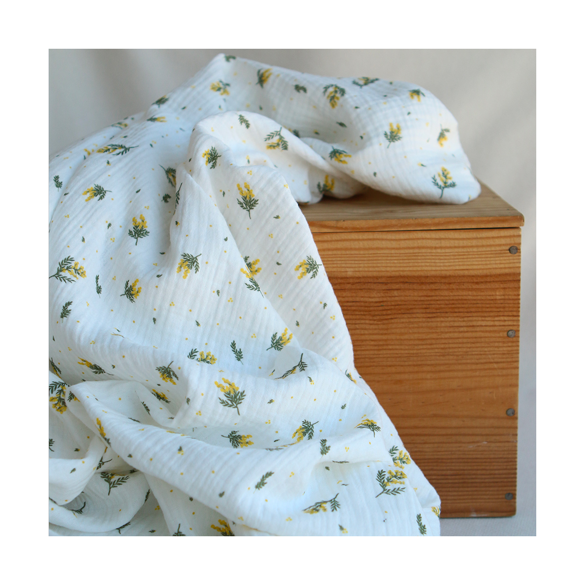 Mimosa - Double gaze coton BIO Exclusif blanc motif mimosa allégé