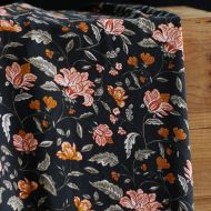 Jersey bambou coton à motif fleuri automne fond noir
