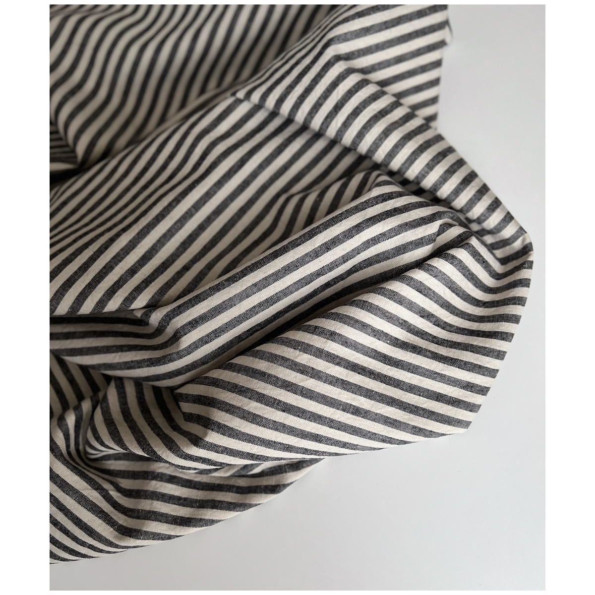 Lin et coton à rayures tissées noir et grège Qualité Oeko-tex - 4