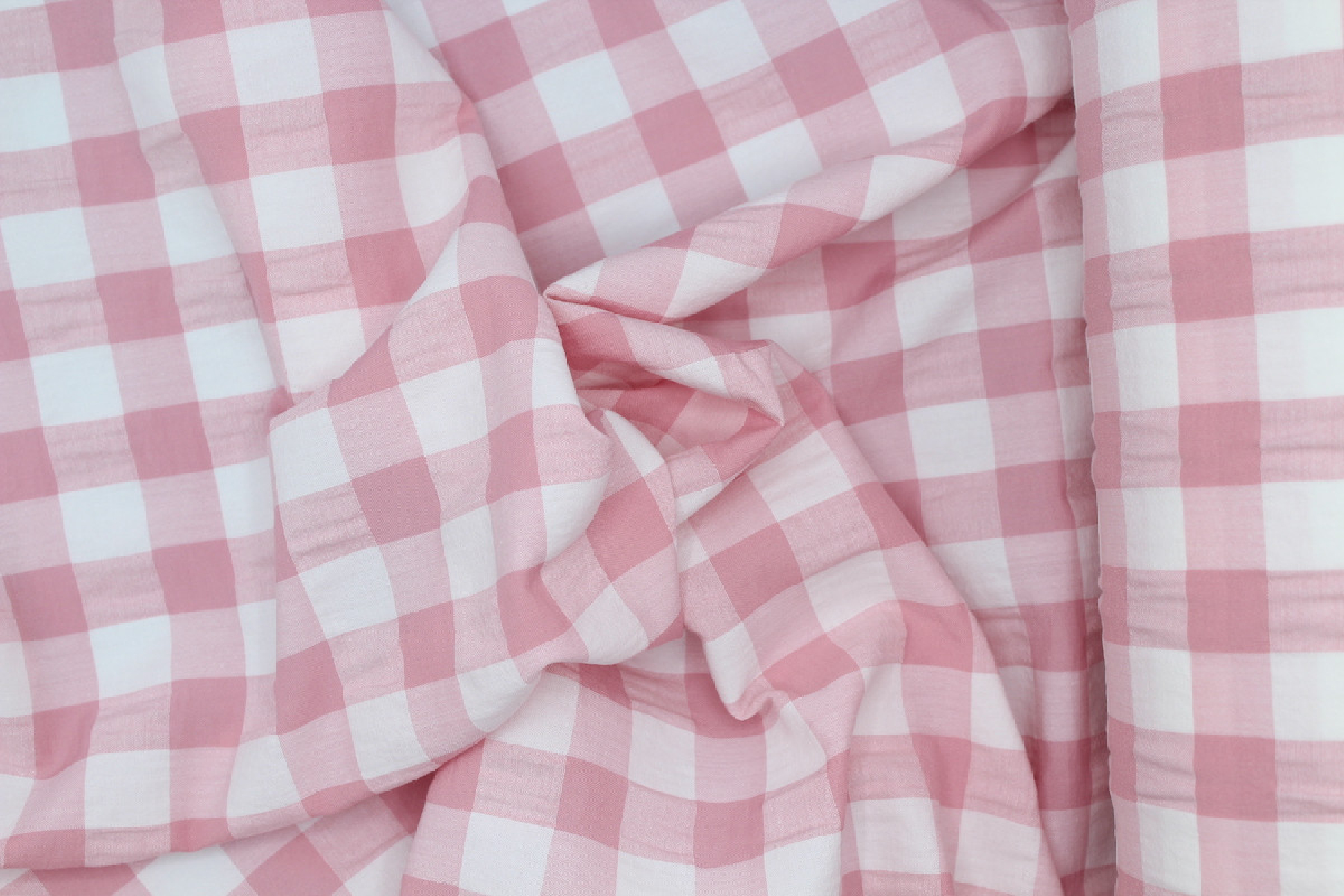 Seersucker / Coton gaufré vichy rose tendre