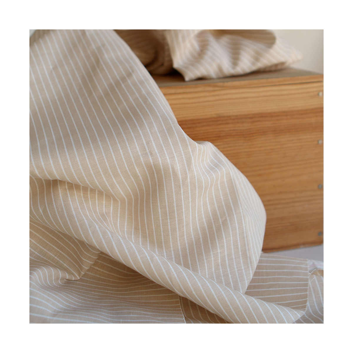Baptiste - Tissu lin coton rayures 1mm blanc lait et beige