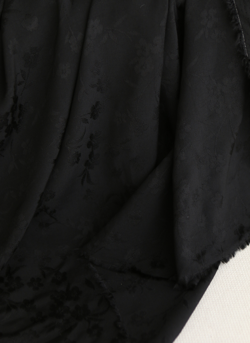 Jasmine - Viscose tissage jacquard fleuri noir