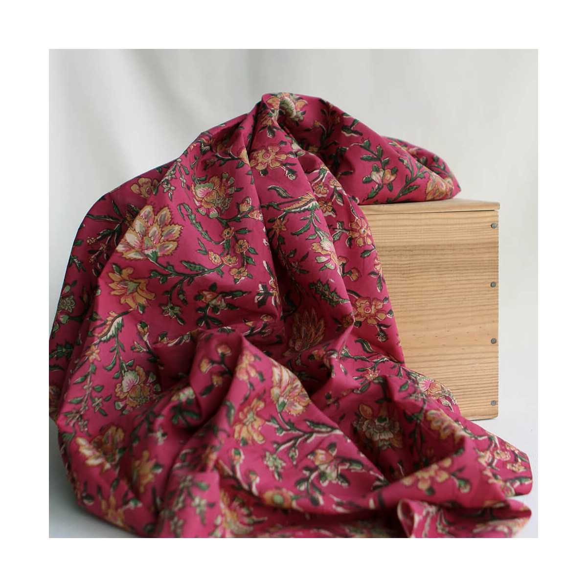 Sharmila Tissu Indien rose magenta vintage Coton - Artisanal Hand Block
