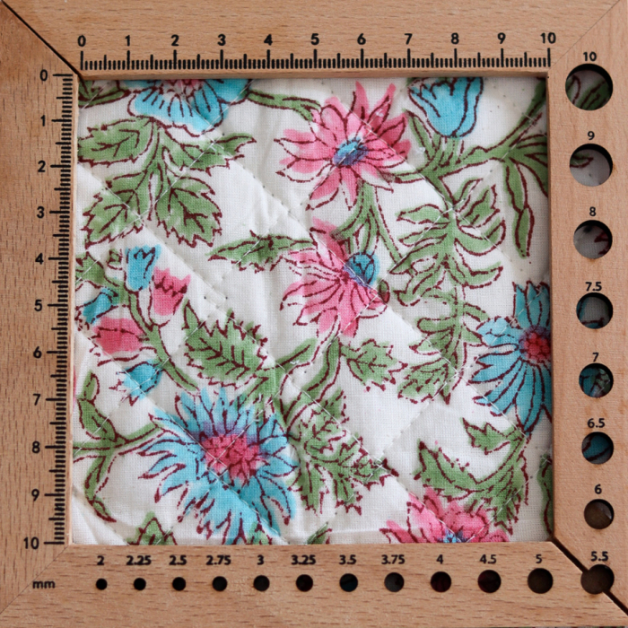 Sanjay - Tissu indien matelassé double face coton hand block largeur 100cm