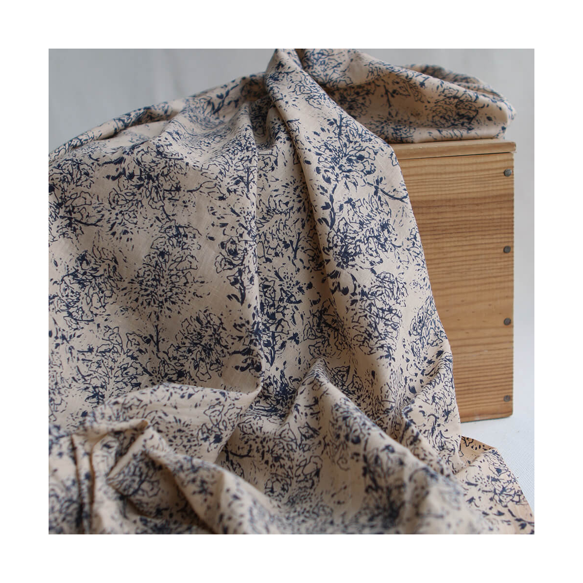Anjali Bleu B- Tissu indien en coton imprimé main Hand Block