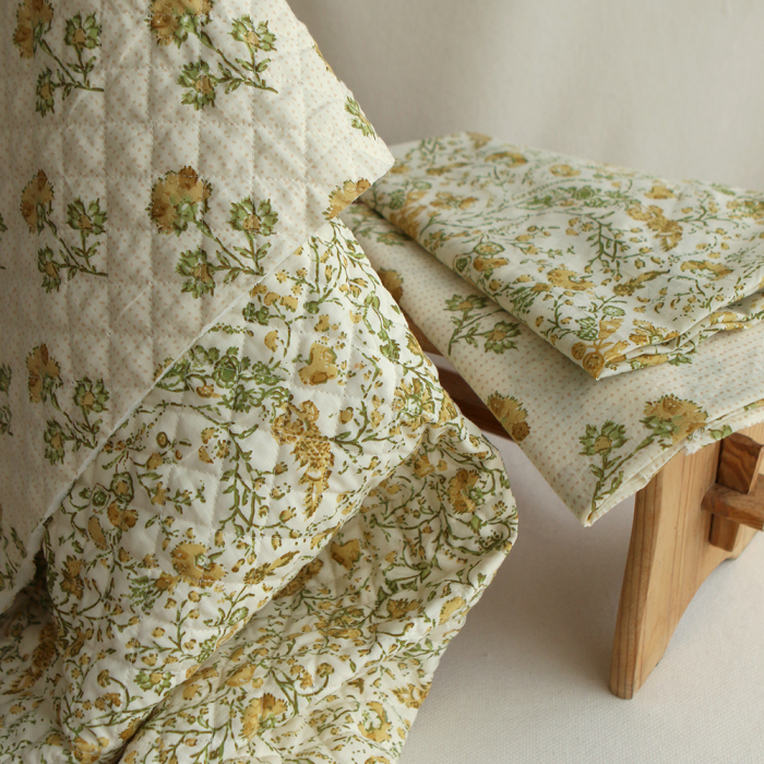 Karishma jaune B - Tissu indien en coton imprimé main Hand Block Artisanal