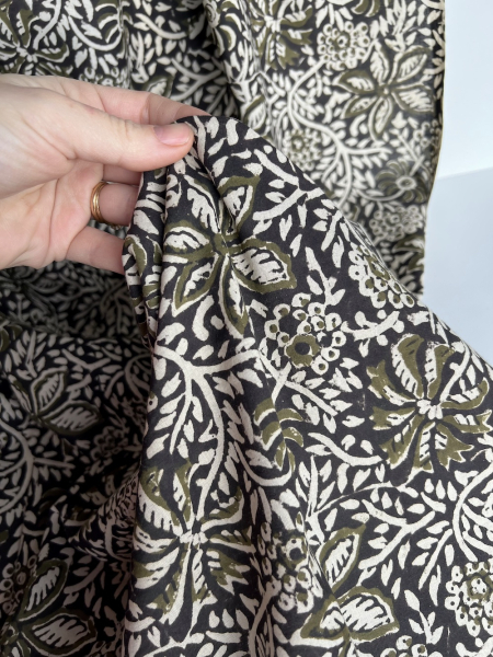 Tissu indien coton hand block traditionnel kaki / noir Batikou - 1 2