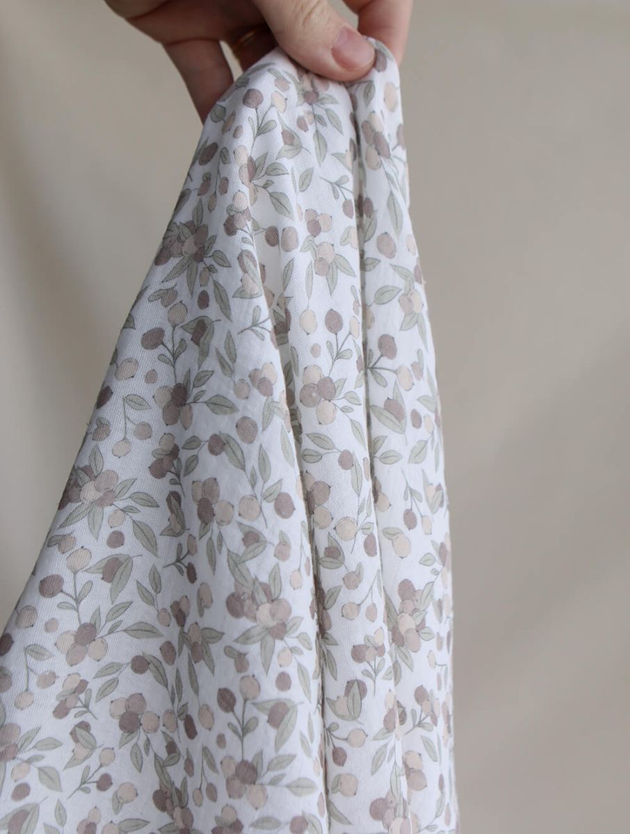 Hind Full - Double gaze de coton BIO exclusif blanc lait à motif nature