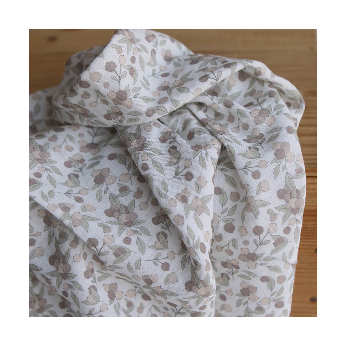 Hind Full - Double gaze de coton BIO exclusif blanc lait à motif nature