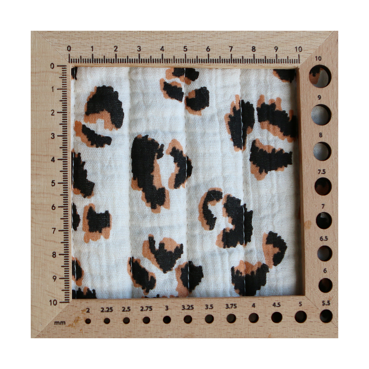 Fauve - Matelassé double gaze de coton motif Graou écru
