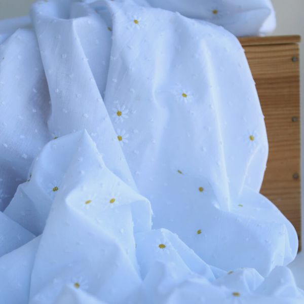 Adelaide - Plumetis de coton blanc broderies petites marguerites