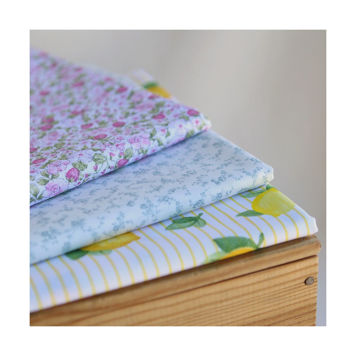 Alba - Popeline de coton imprimé rayures et citrons