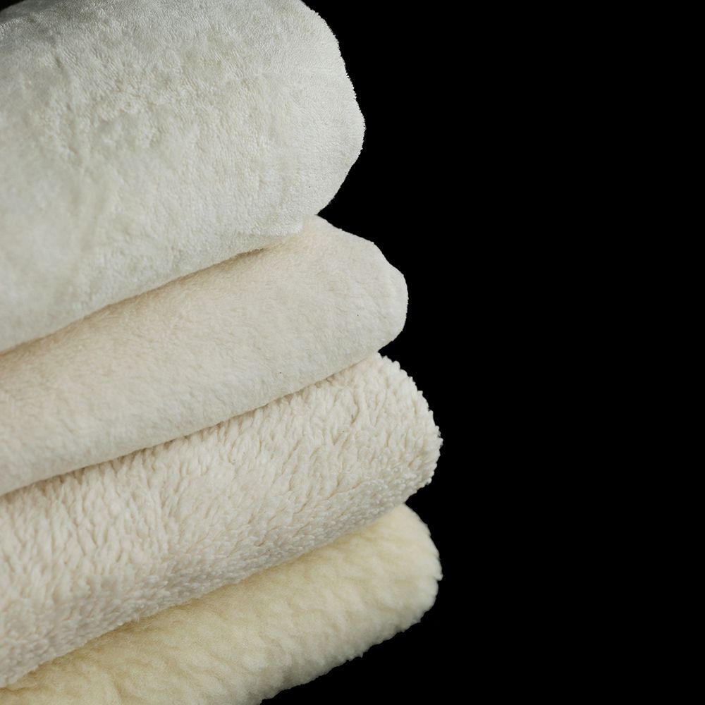 Shaun - Tissu fourrure pure laine vierge de mouton BIO tissée sur coton