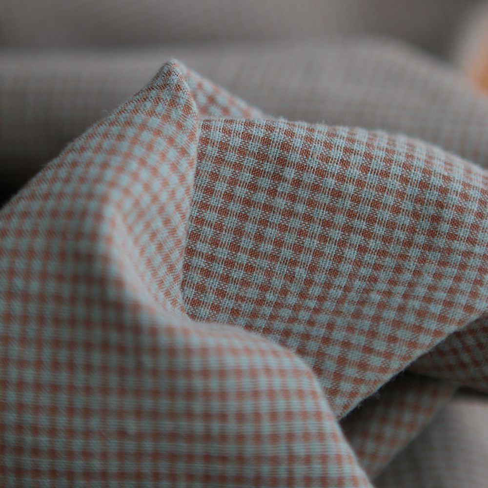 Seersucker / Coton gaufré vichy mini 1mm sauge / marron glacé