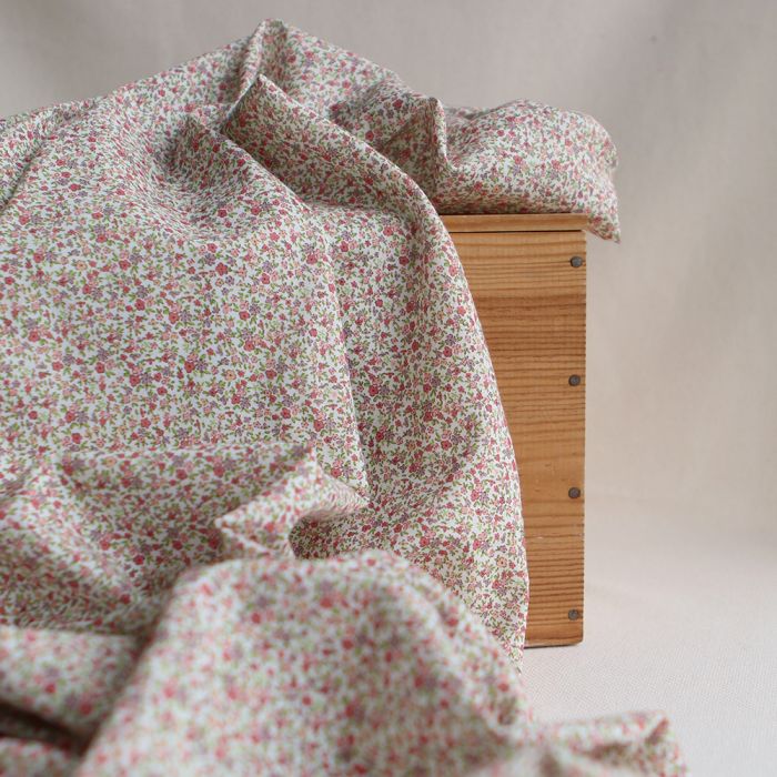 Lison - Batiste de coton SILKYNE à imprimé petit fleuri teintes roses