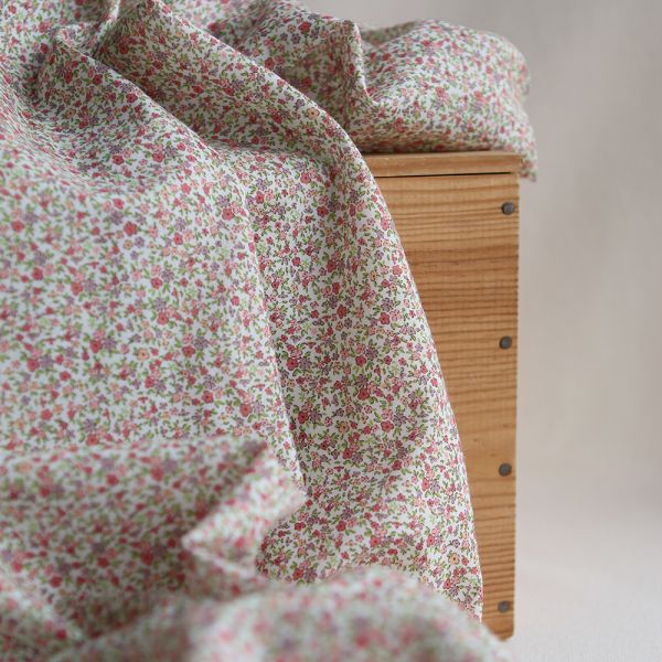 Lison - Batiste de coton SILKYNE à imprimé petit fleuri teintes roses