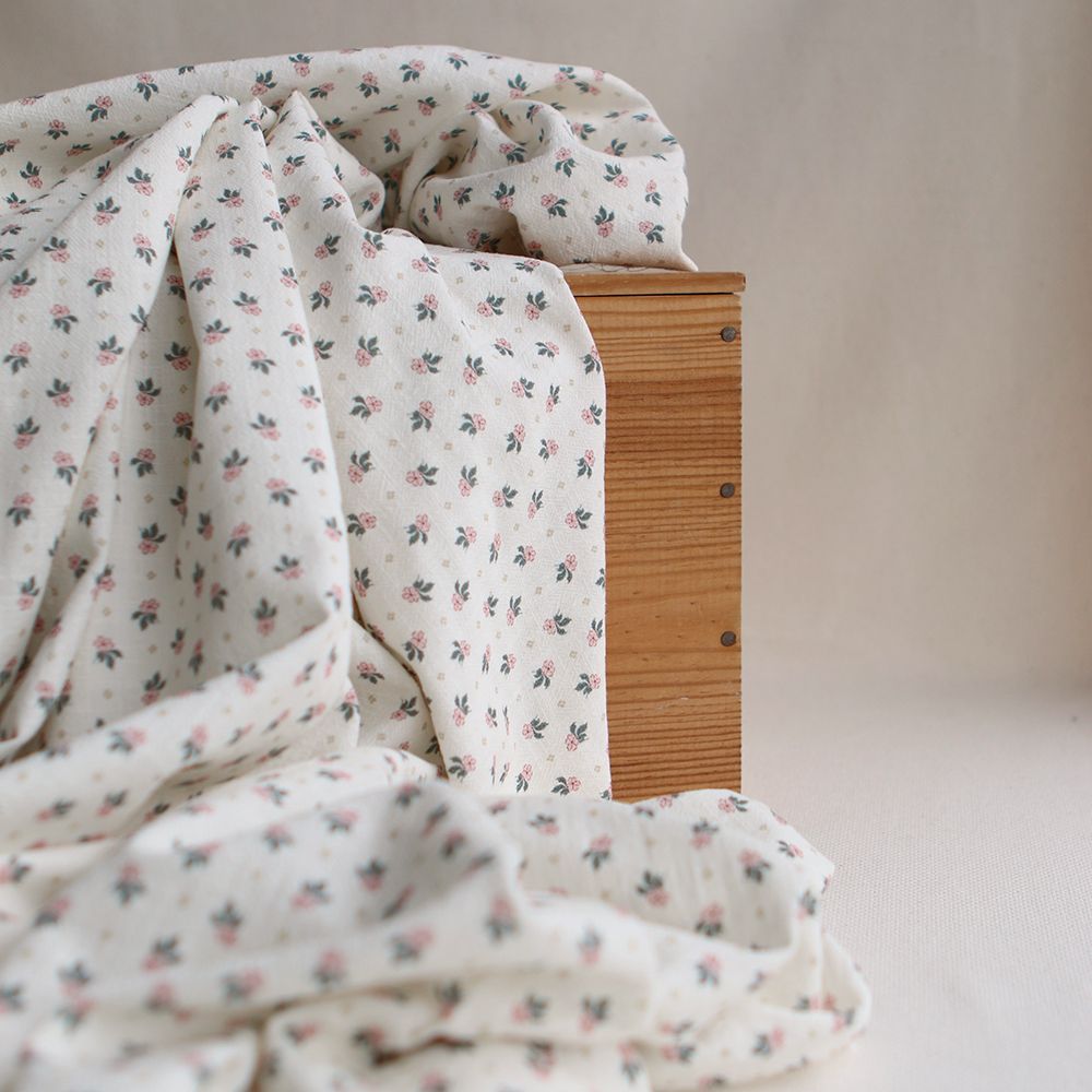 Jemima - Coton lavé bio blanc lait fleuri rose et vert