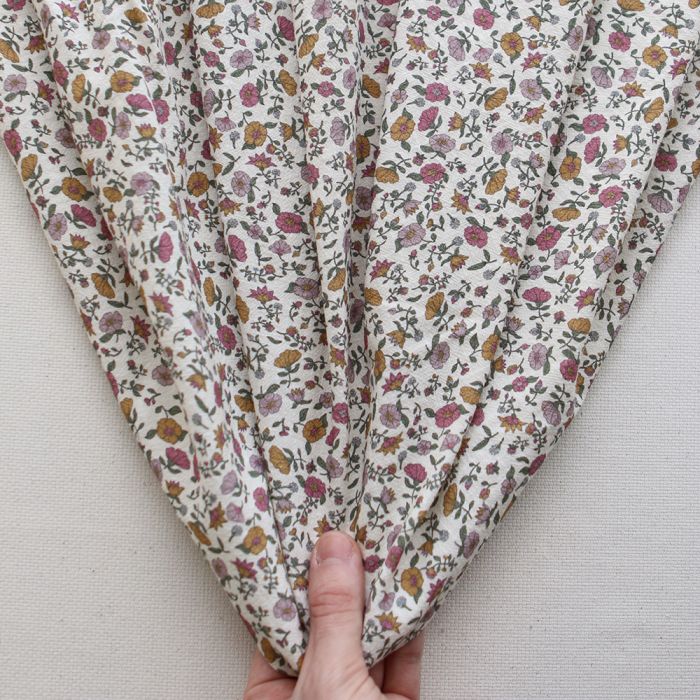 Fanny - Coton lavé bio écru lait fleuri rose, ocre et vert