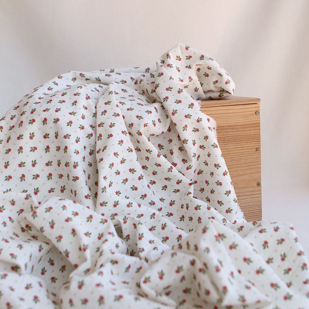 Jemima - Coton lavé bio blanc lait fleuri vert et rouge