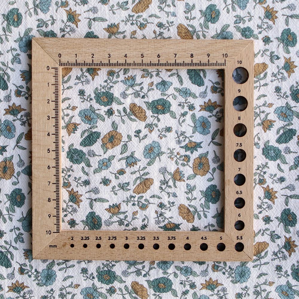 Laly - Coton lavé bio écru lait fleuri curry, bleu et vert