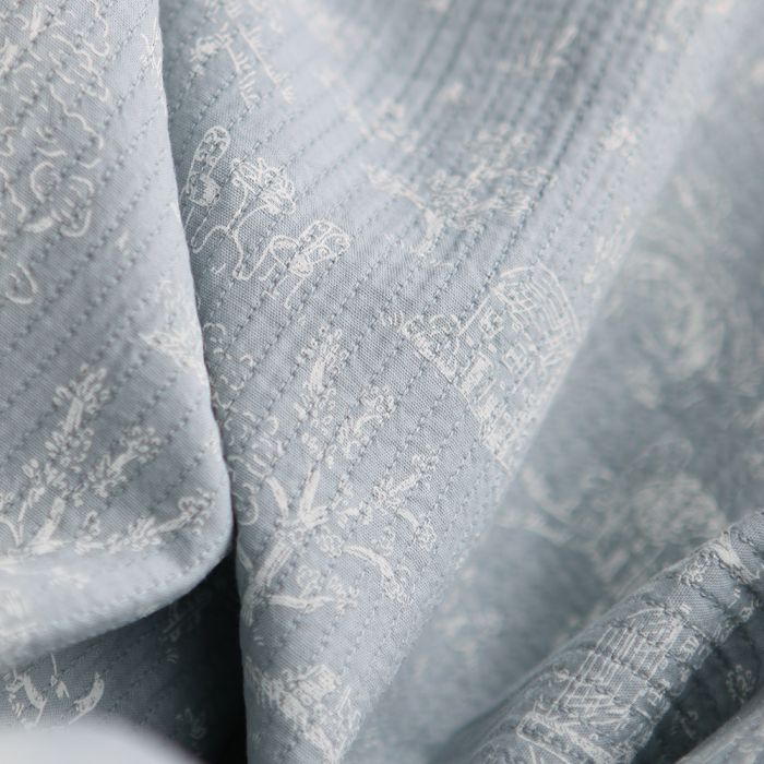 Edwina - Tissu coton piqué léger texturé toile de Jouy bleu brume