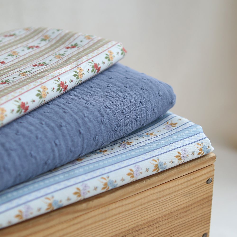 Double gaze de coton BIO plumetis Bleu jean