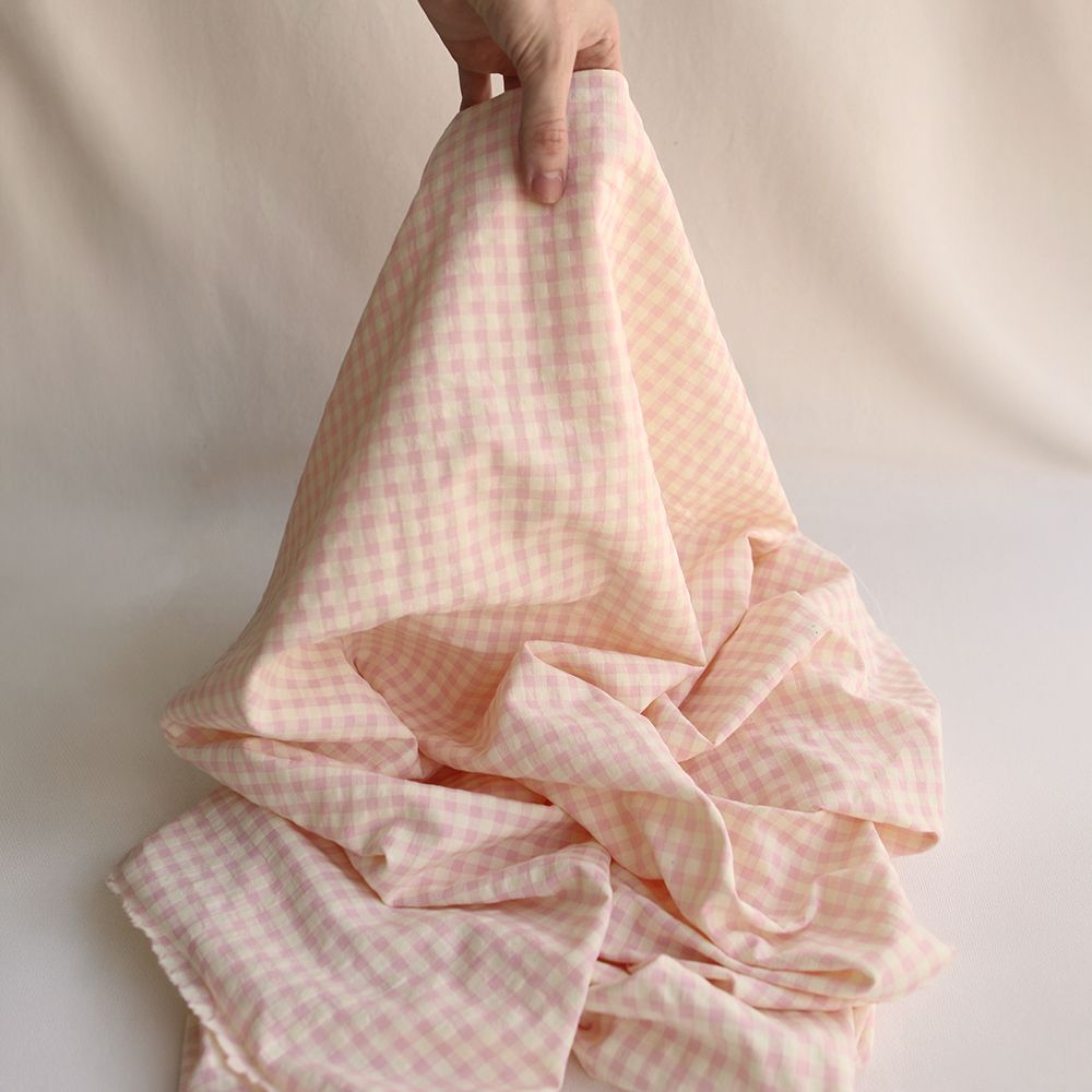 Seersucker / Coton gaufré vichy 6mm fraise vanille