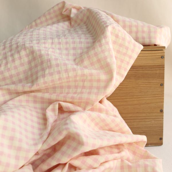 Seersucker / Coton gaufré vichy 6mm fraise vanille